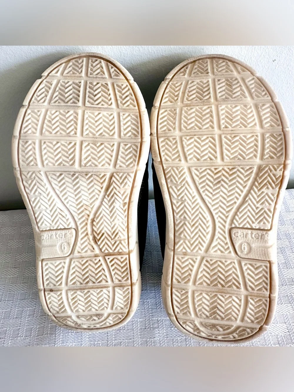 Carter’s Toddler Boys Sneakers Size 6 Gray Olive Green Hook & Loop Shoes